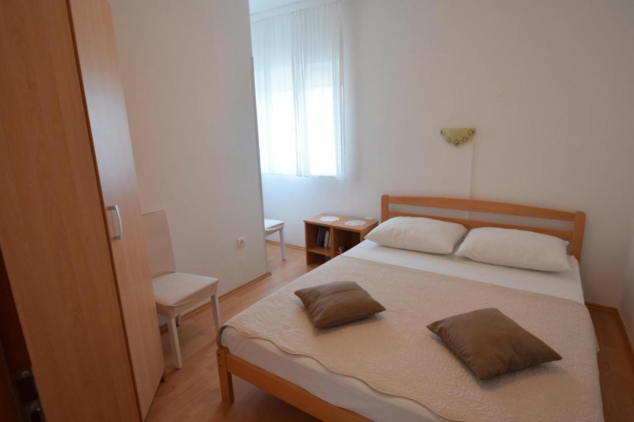Apartments Josipa Малинска Экстерьер фото